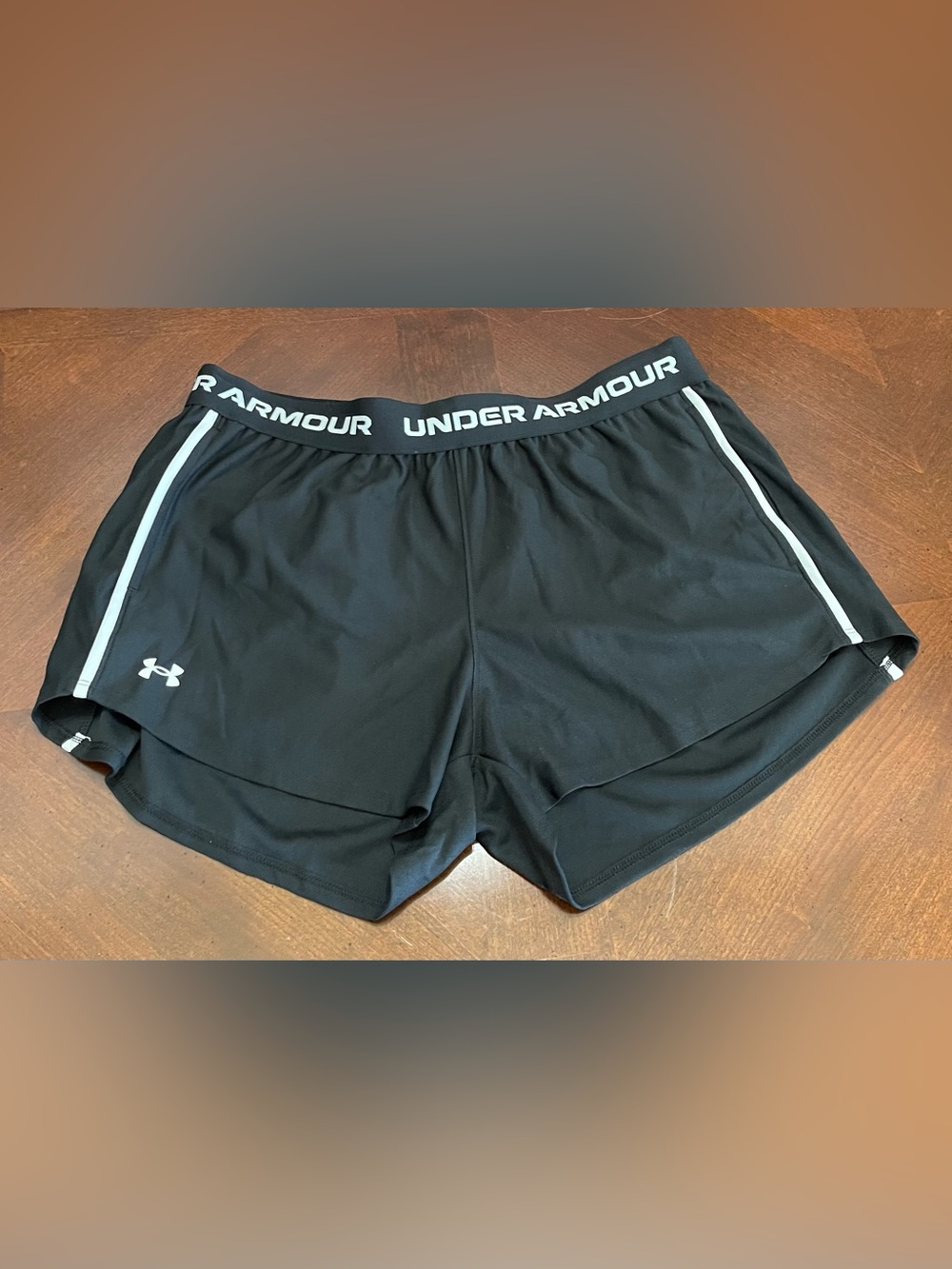 Under Armour NWT Black Women’s Performance Running Shorts with Logo Waistband